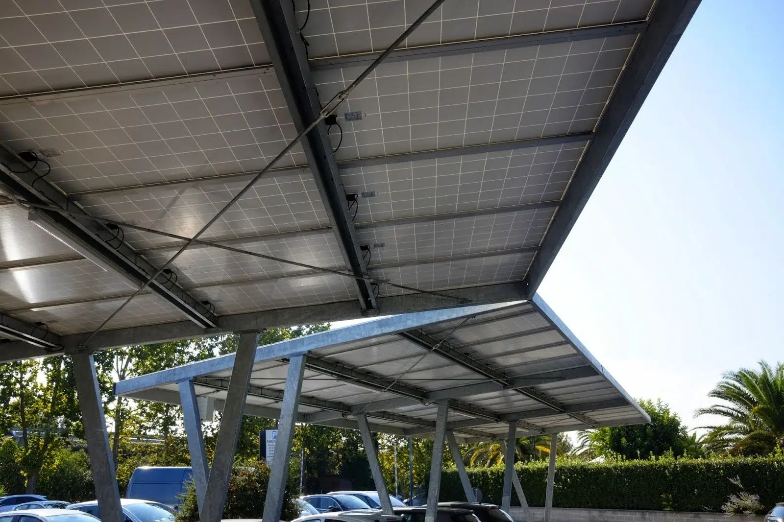 solar canopy in parking lot